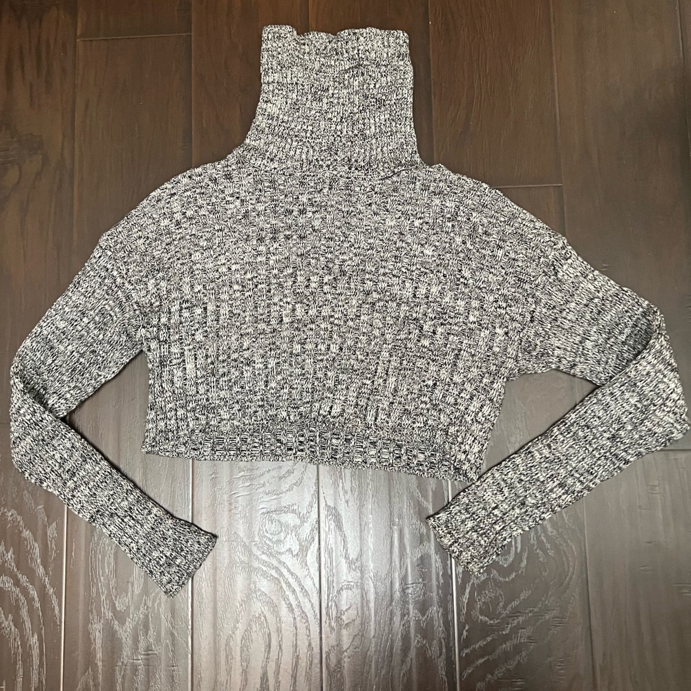 Forever21 Grey Marled Turtleneck Cropped Sweater